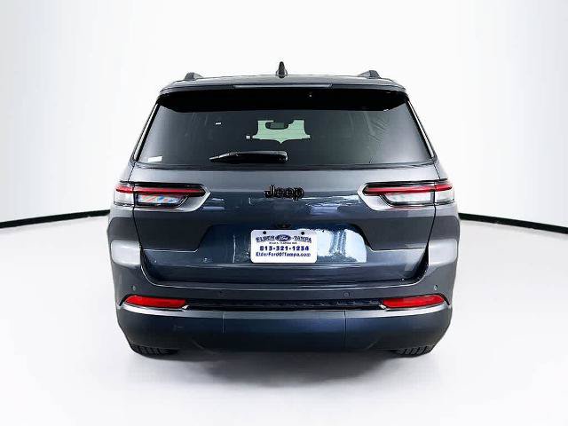 Used 2024 Jeep Grand Cherokee L Altitude RWD image 5