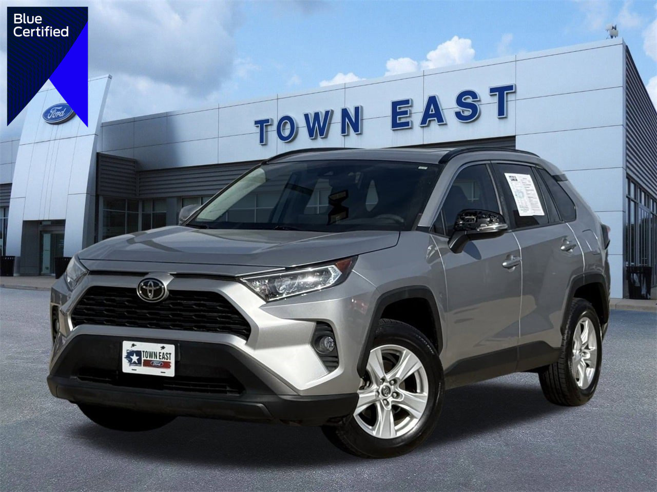 Used 2019 Toyota RAV4 XLE w/ Convenience Package