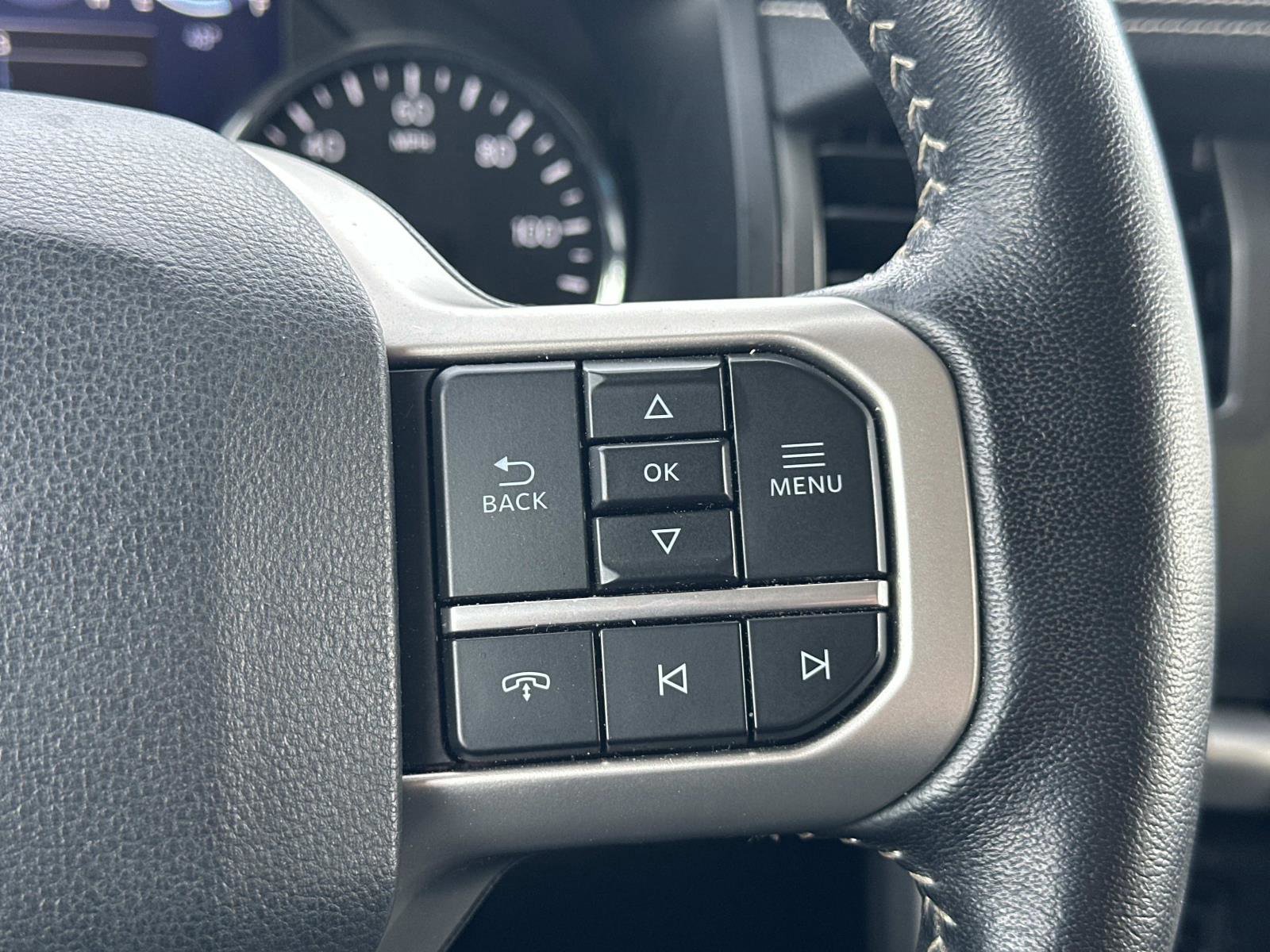 Certified 2024 Ford Expedition XLT image 21