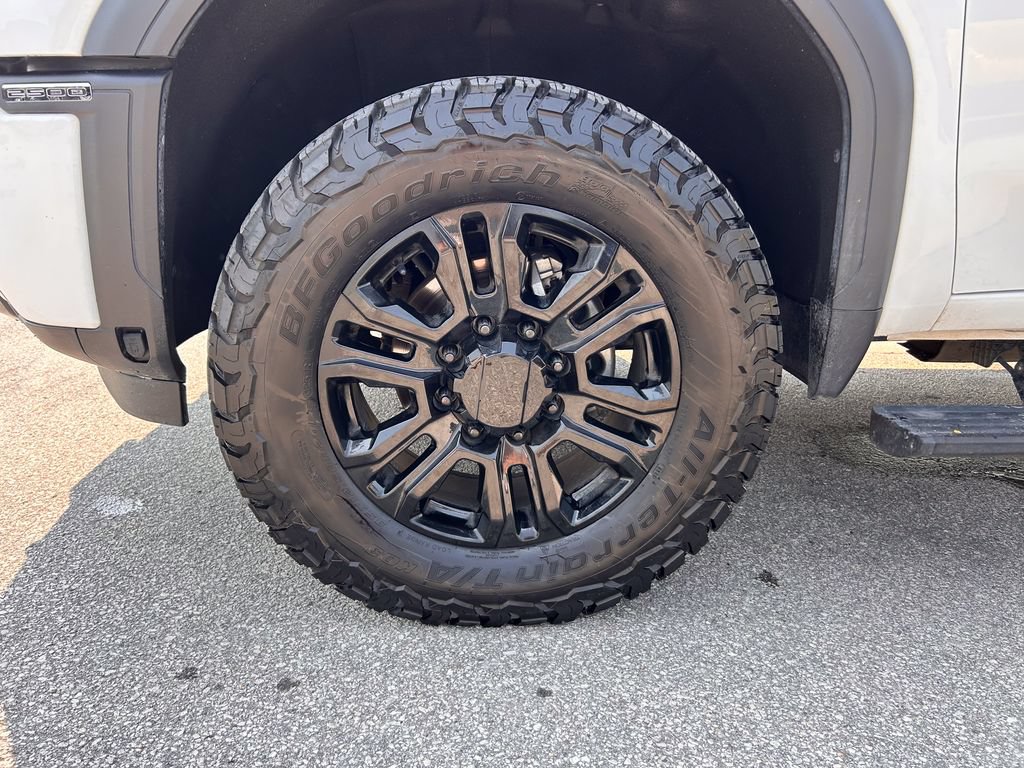 Used 2025 GMC Sierra 2500 AT4 w/ AT4 Premium Plus Package AWD/4WD image 41