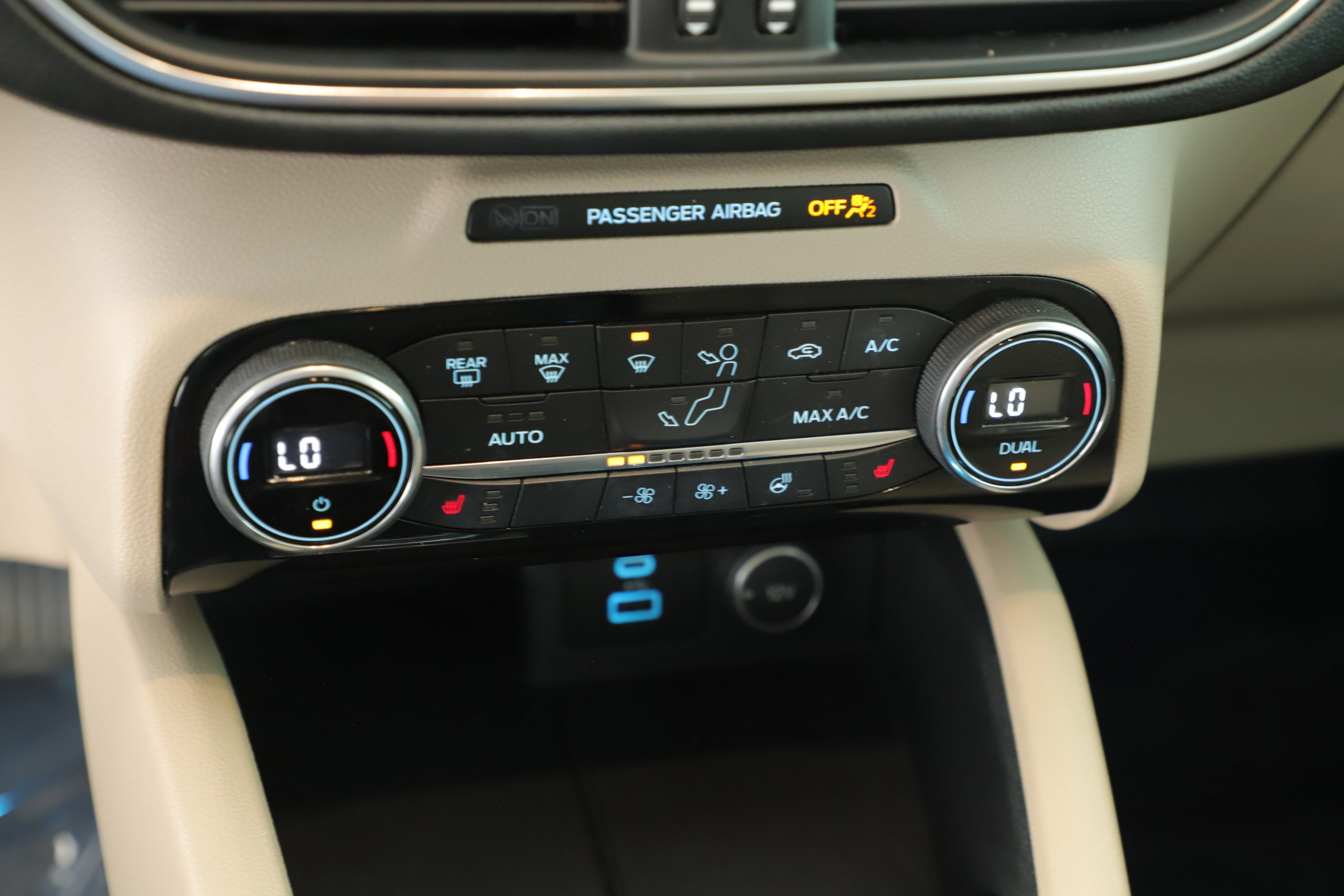 Certified 2021 Ford Escape Titanium image 15