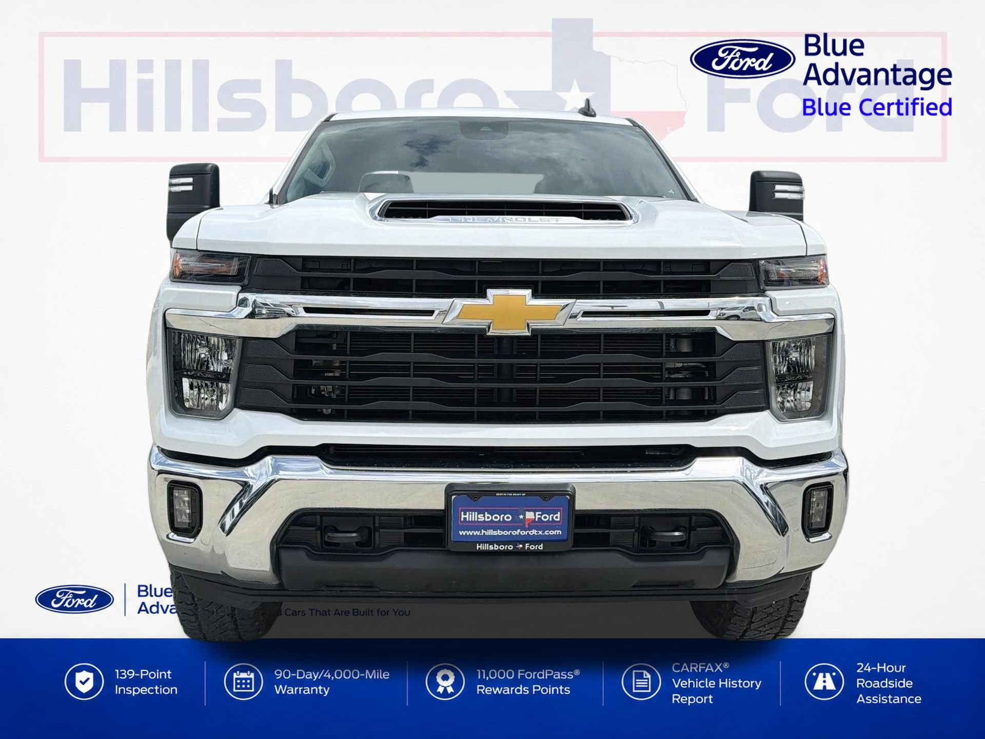 Used 2025 Chevrolet Silverado 2500 LT AWD/4WD image 3