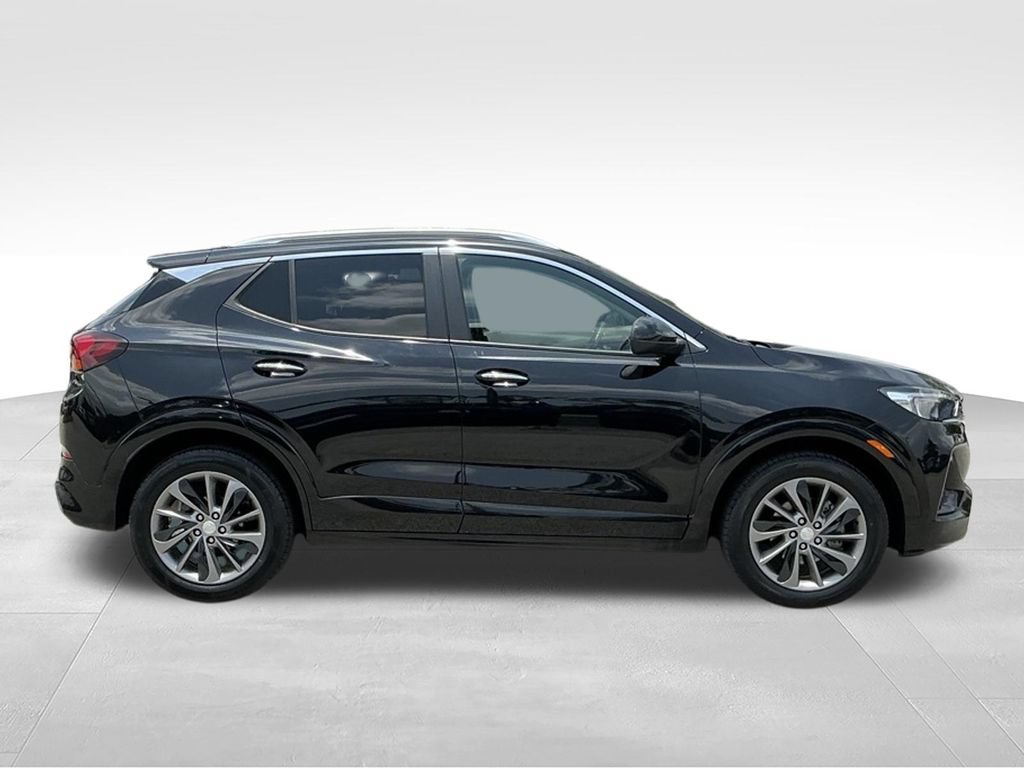 Used 2023 Buick Encore GX Select w/ Sport Touring Package FWD image 14