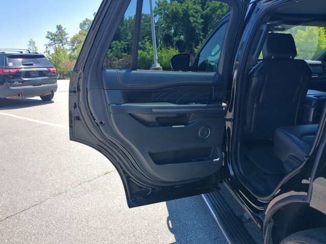 Certified 2022 Ford Expedition Platinum RWD image 30