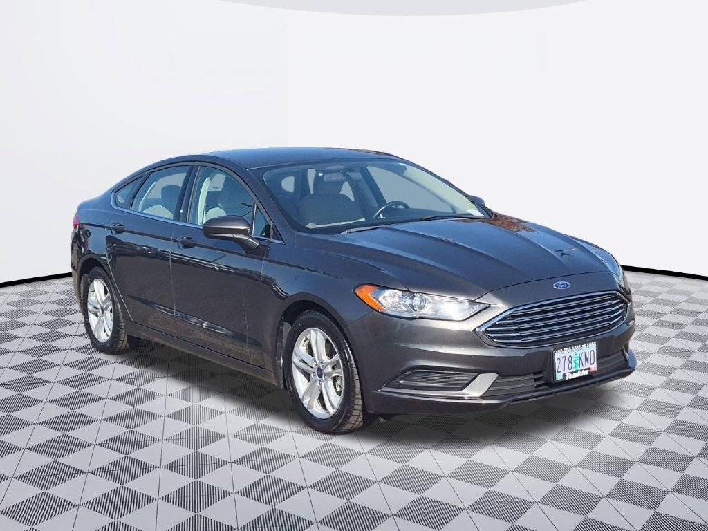 Certified 2018 Ford Fusion SE FWD image 8