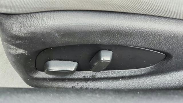 Used 2023 Chevrolet Camaro LT image 23