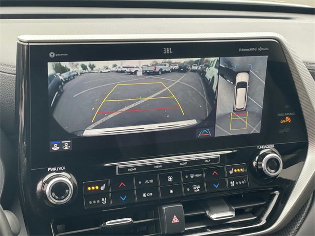 Used 2022 Toyota Highlander Platinum image 13