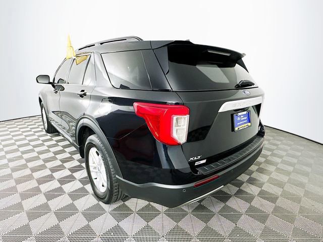 Certified 2023 Ford Explorer XLT w/ Equipment Group 202A image 3