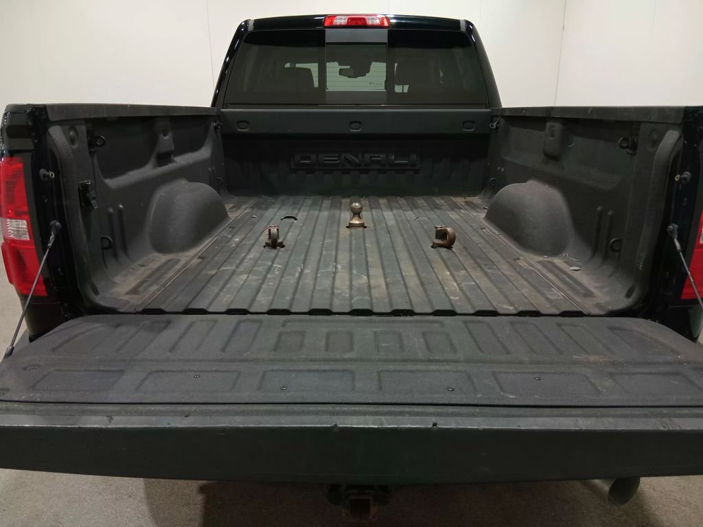 Used 2018 GMC Sierra 2500 Denali w/ Duramax Plus Package image 10