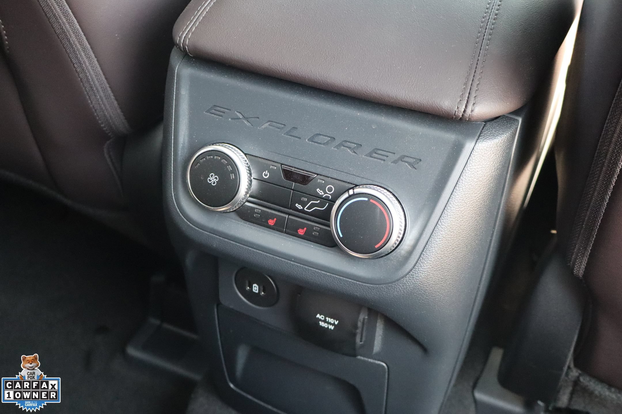 Certified 2025 Ford Explorer Platinum RWD image 29