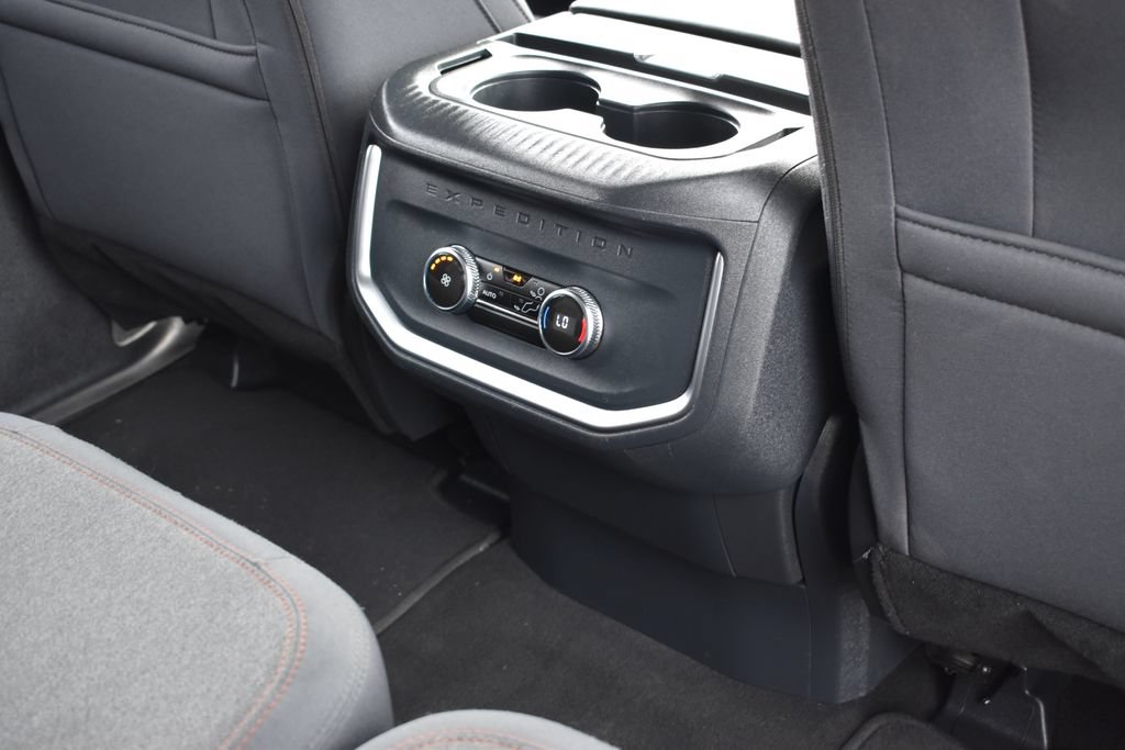 Certified 2025 Ford Expedition Max Active AWD/4WD image 28
