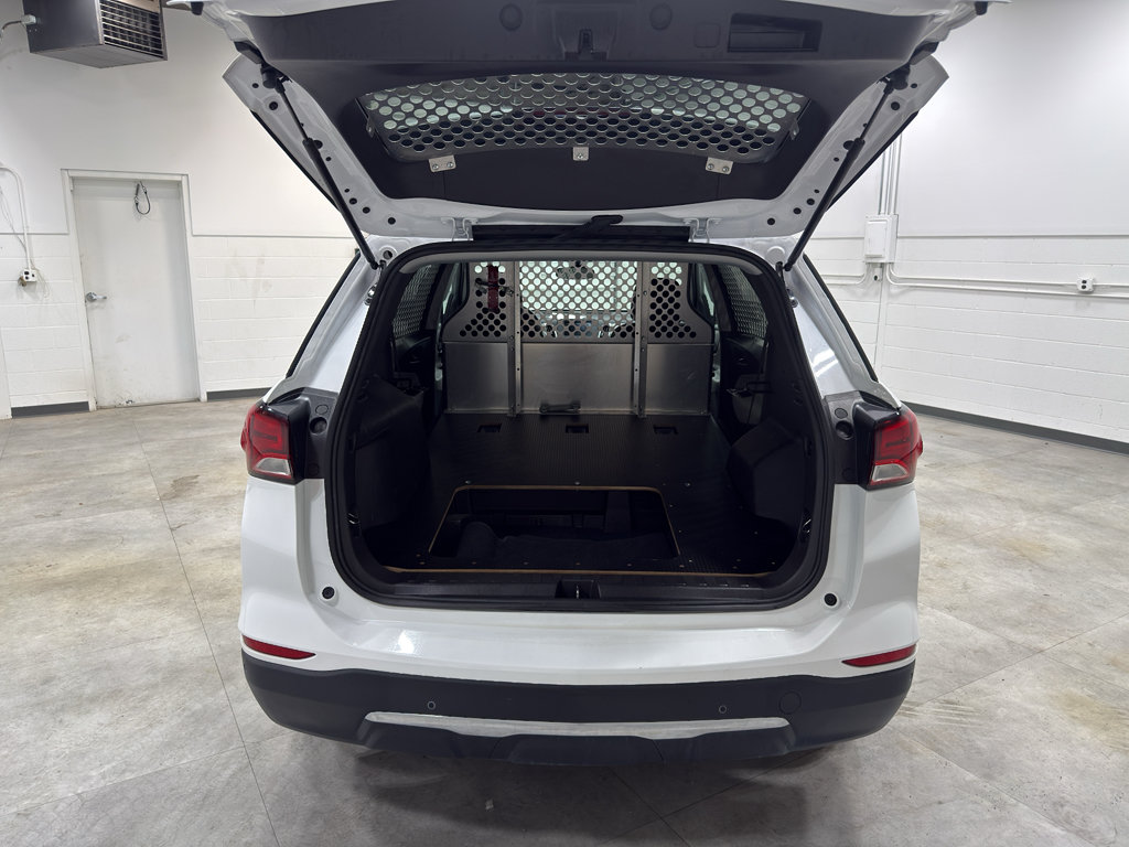 Used 2024 Chevrolet Equinox LT FWD image 16