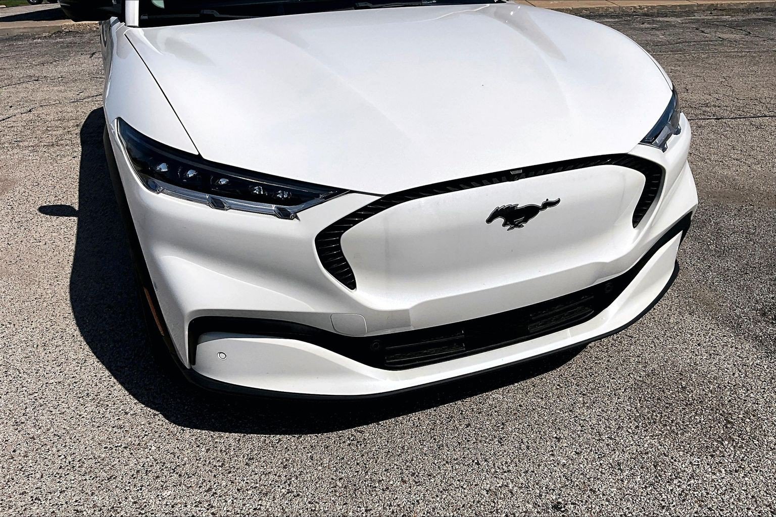 Certified 2023 Ford Mustang Mach-E Select AWD/4WD image 4