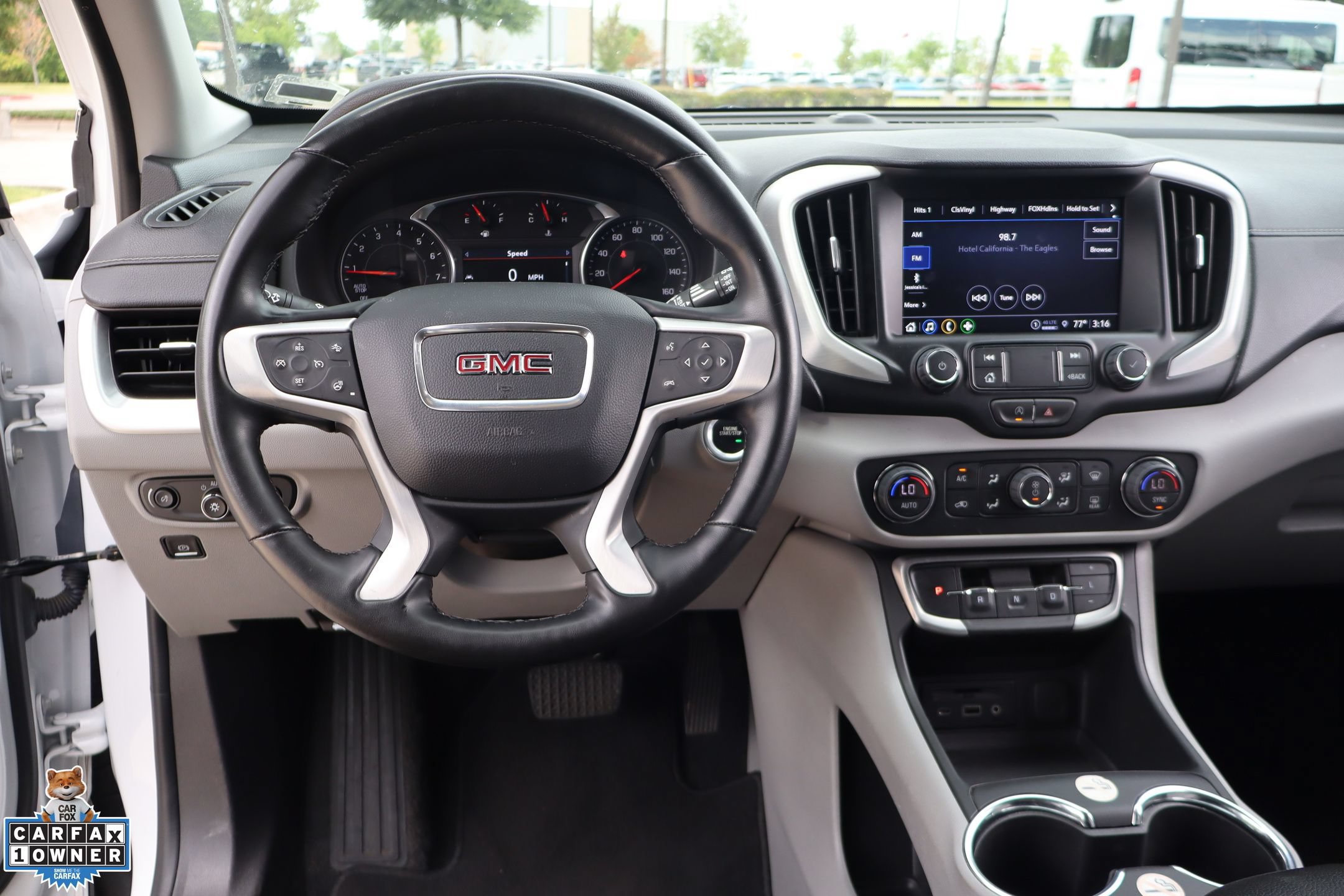 Used 2024 GMC Terrain SLT FWD image 17