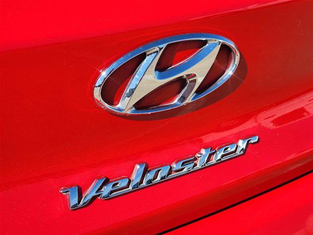 Used 2021 Hyundai Veloster N FWD image 11