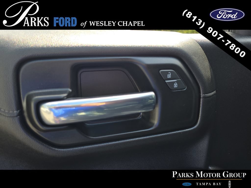Used 2020 Chevrolet Silverado 1500 RST AWD/4WD image 16