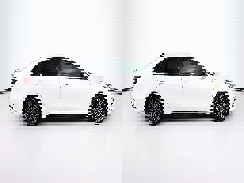 Used 2024 Kia Forte GT image 6