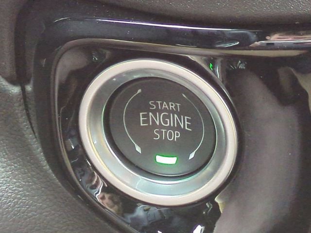 Used 2024 Chevrolet Silverado 1500 High Country image 28