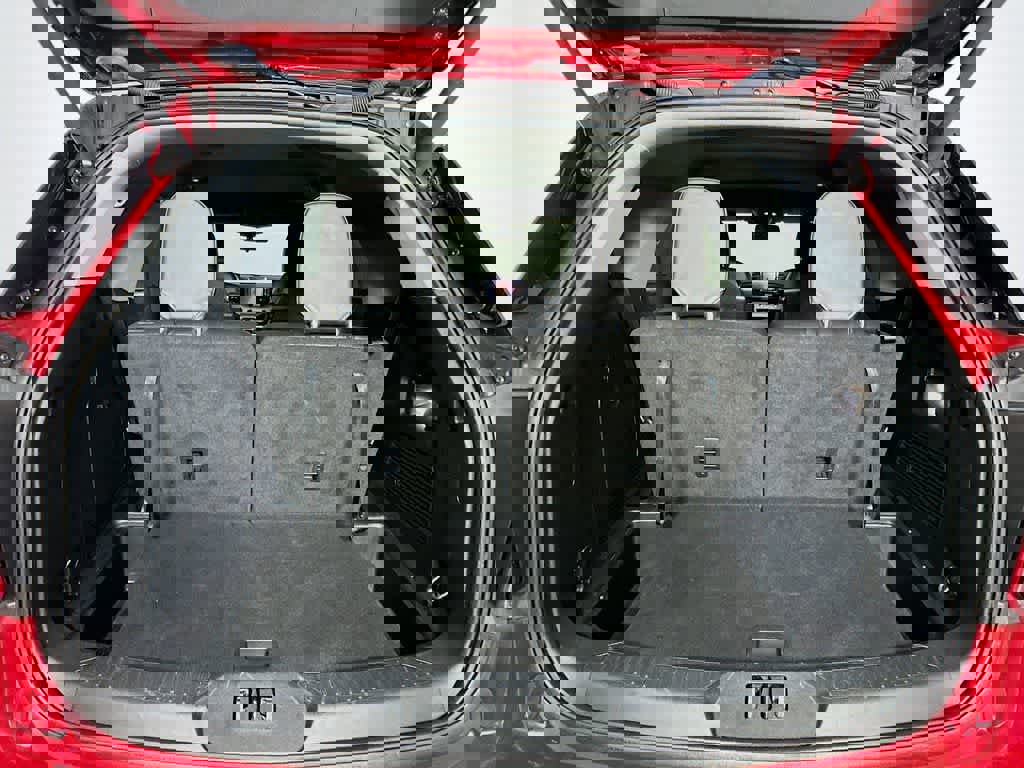 Certified 2022 Ford Explorer XLT w/ Equipment Group 202A image 24