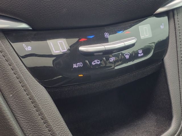 Used 2017 Cadillac XT5 Luxury w/ Driver Awareness Package FWD image 20