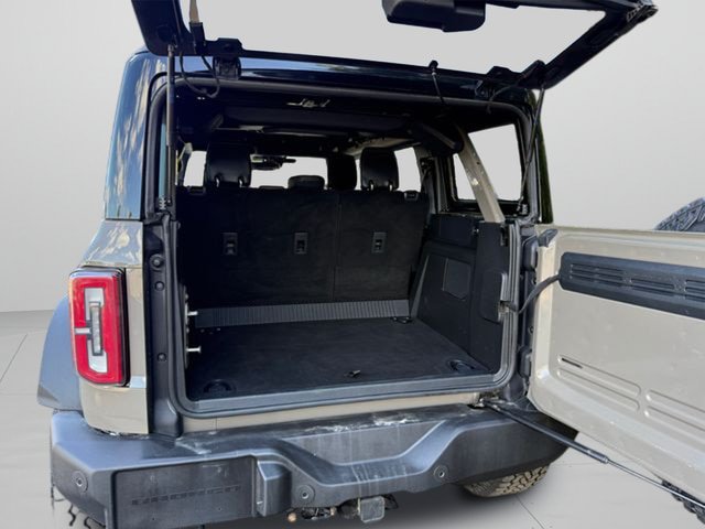 Certified 2025 Ford Bronco Outer Banks w/ Sasquatch Package AWD/4WD image 12