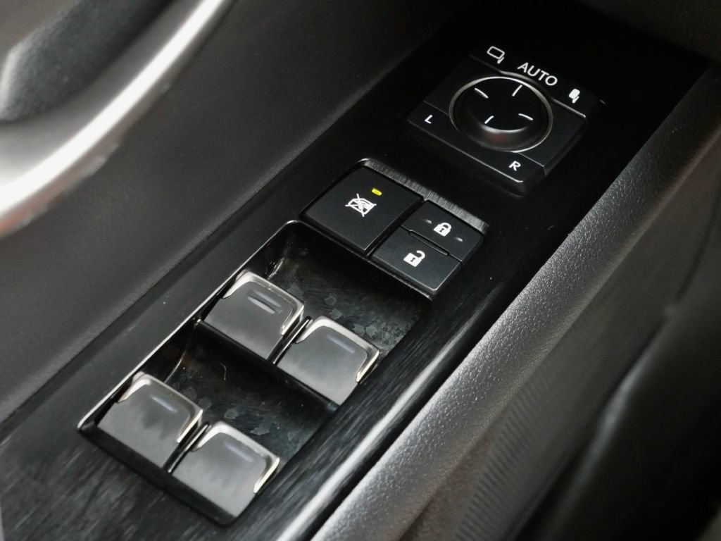 Used 2023 Lexus UX 250h F Sport FWD image 28