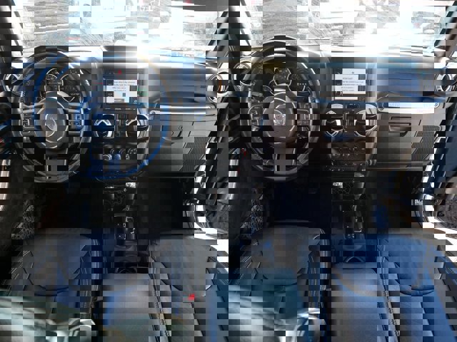 Used 2017 Jeep Wrangler Unlimited Rubicon w/ Connectivity Group image 21