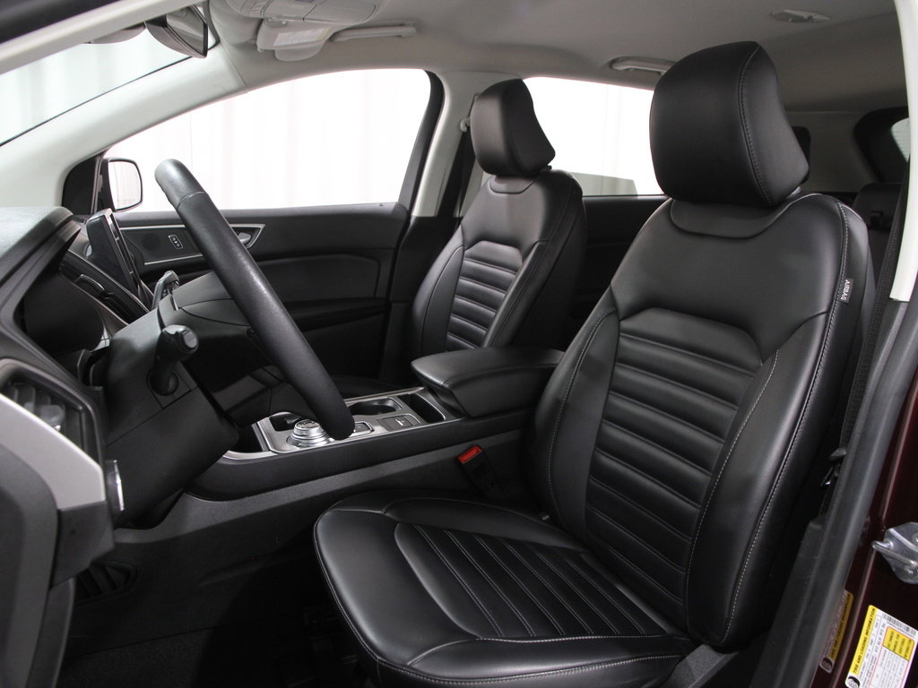 Certified 2024 Ford Edge SEL image 5