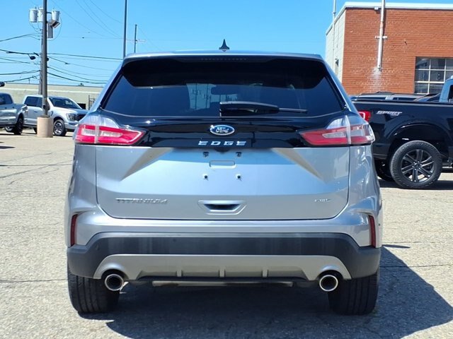 Certified 2023 Ford Edge Titanium AWD/4WD image 17