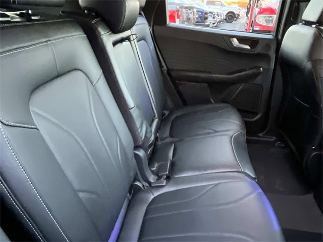 Certified 2025 Ford Escape Platinum w/ Premium Technology Package image 21