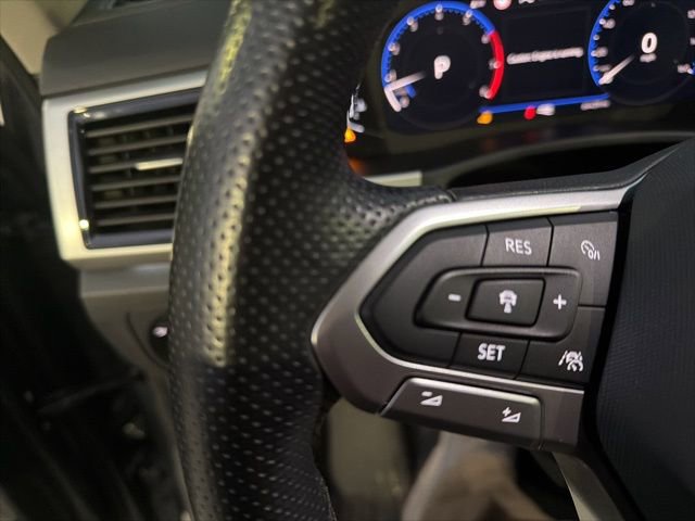 Used 2021 Volkswagen Atlas SEL Premium image 23