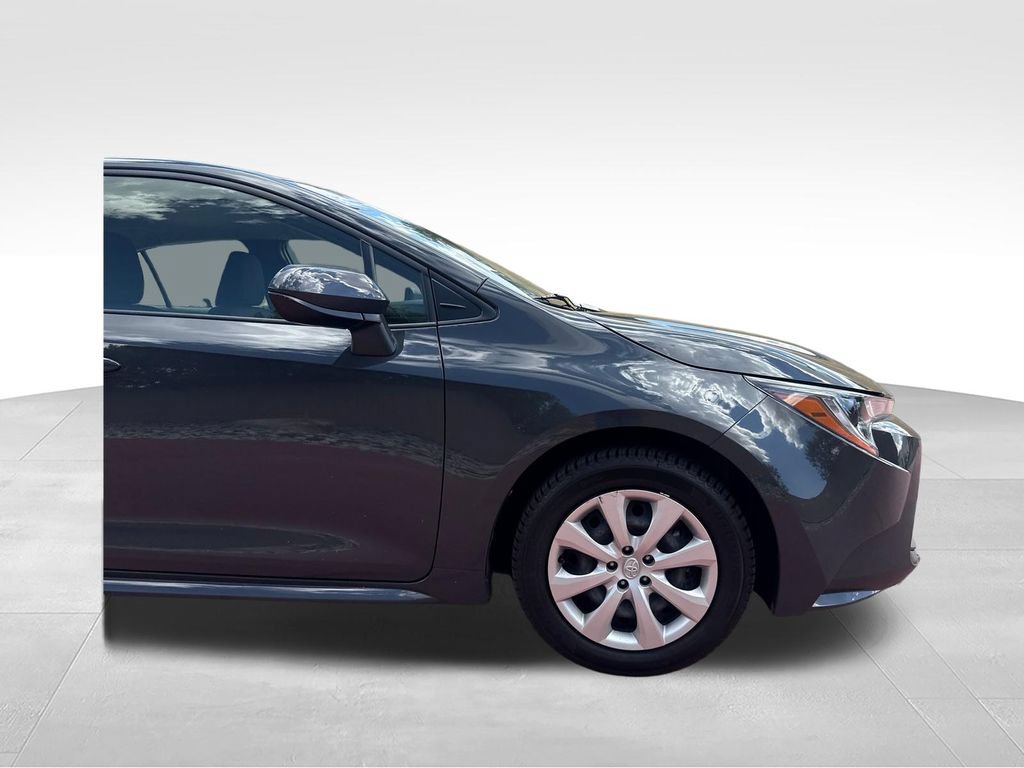 Used 2024 Toyota Corolla LE FWD image 34