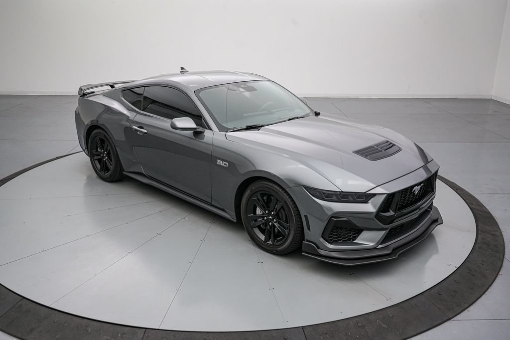 Certified 2025 Ford Mustang GT RWD image 2