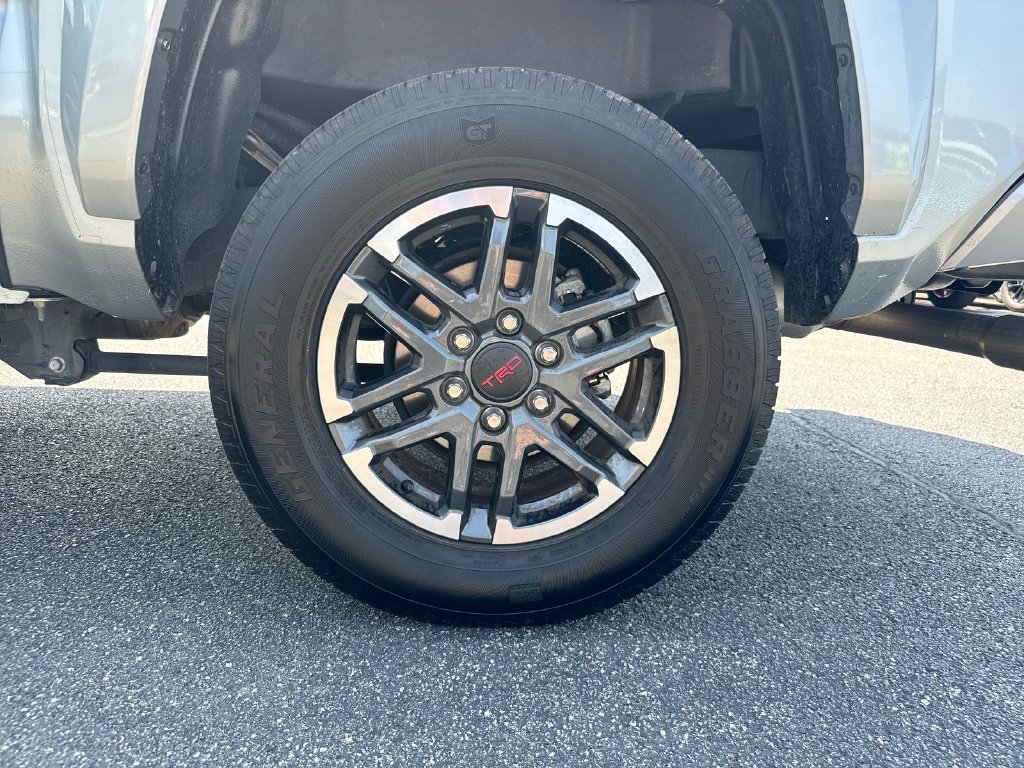 Used 2024 Toyota Tacoma TRD Sport AWD/4WD image 26