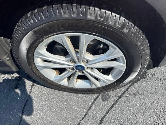 Certified 2019 Ford Escape SEL AWD/4WD image 4