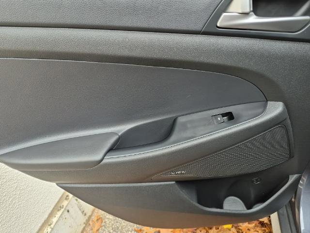Used 2019 Hyundai Tucson Sport image 15