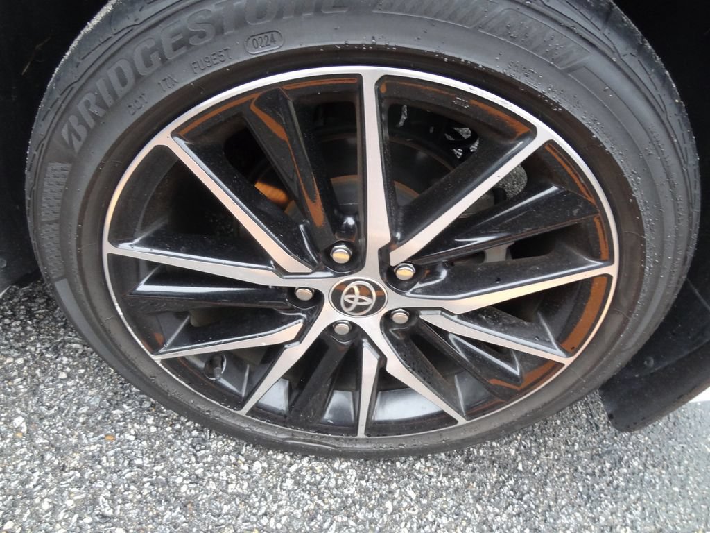 Used 2024 Toyota Camry SE w/ Blackout Package (TMS) FWD image 15
