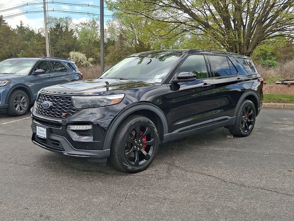 Certified 2022 Ford Explorer ST w/ Equipment Group 401A AWD/4WD image 6