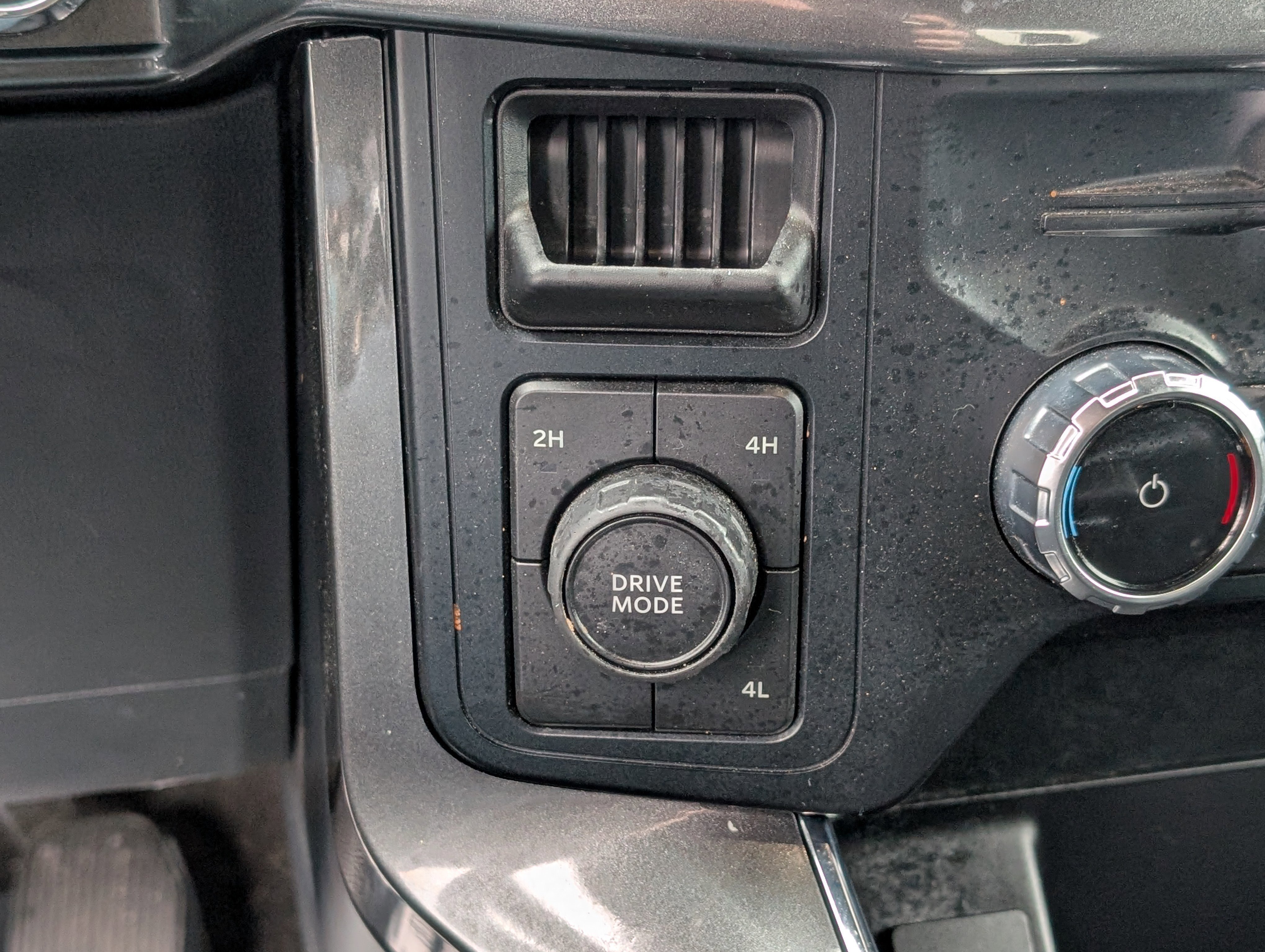 Certified 2023 Ford F150 XLT w/ Equipment Group 302A High image 24