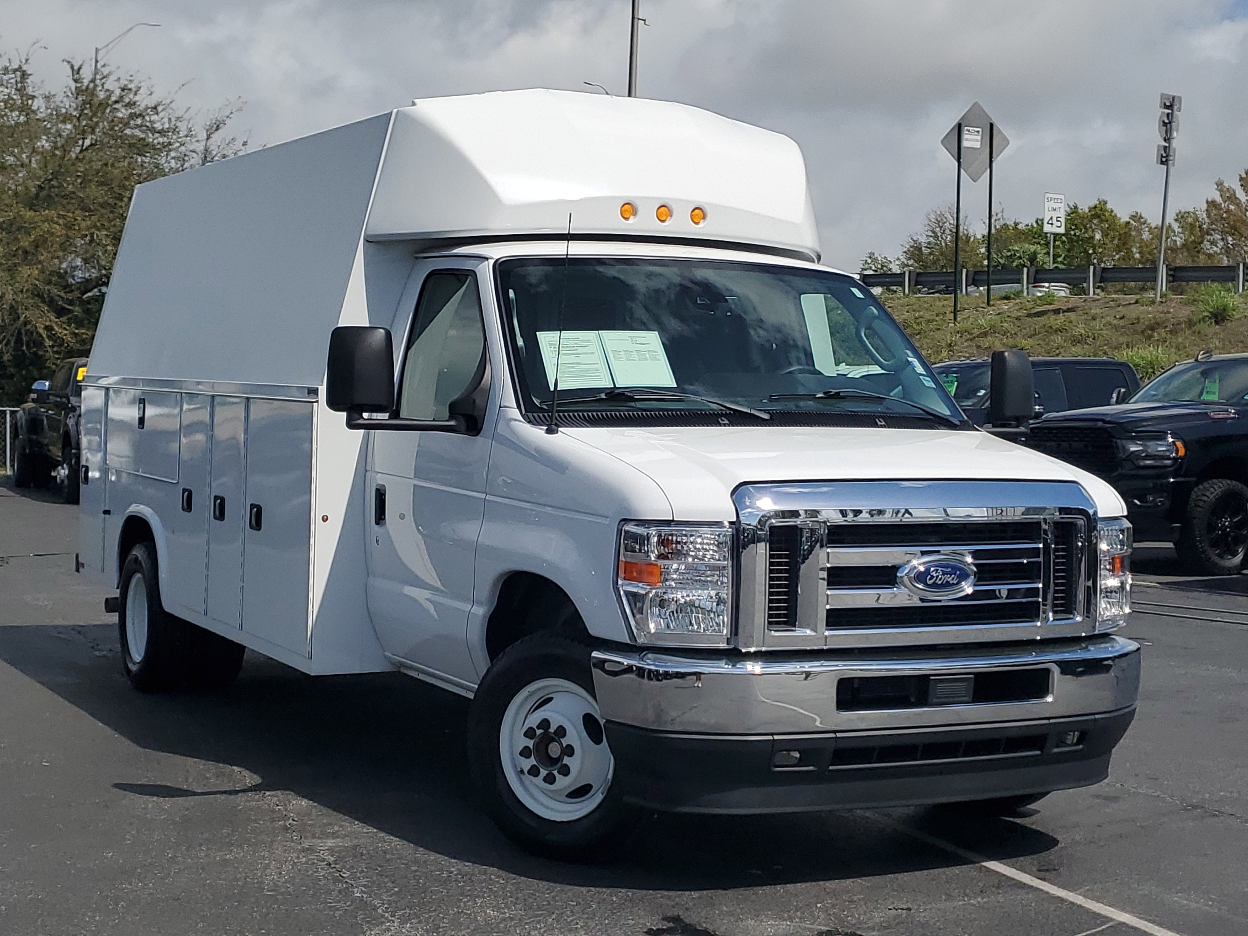 Certified 2024 Ford E-450 and Econoline 450 Super Duty w/ Driver's Safety Package