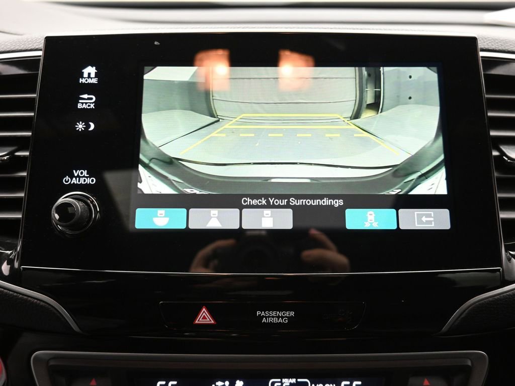 Used 2021 Honda Passport Touring image 4