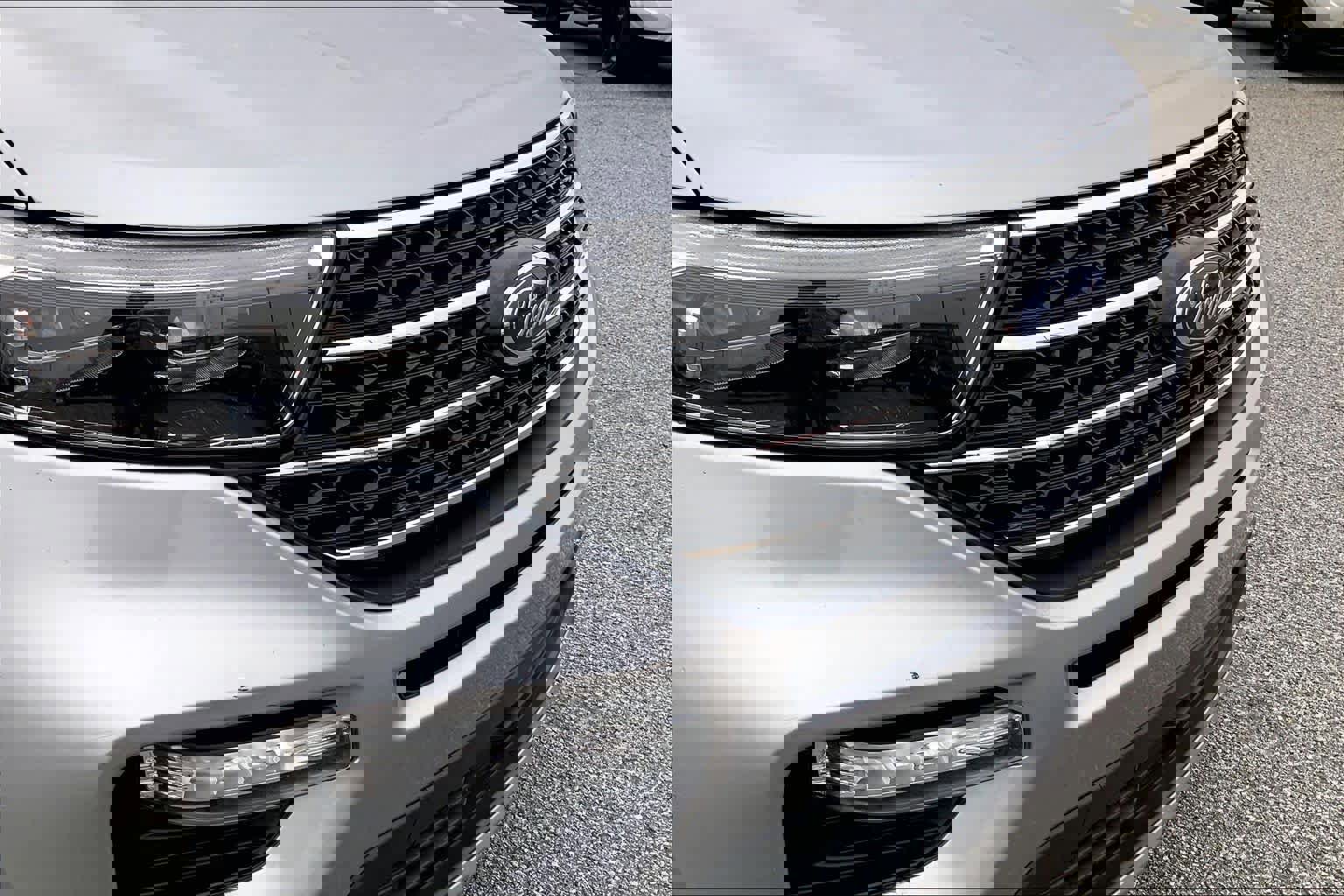 Certified 2023 Ford Explorer XLT w/ Equipment Group 202A image 27