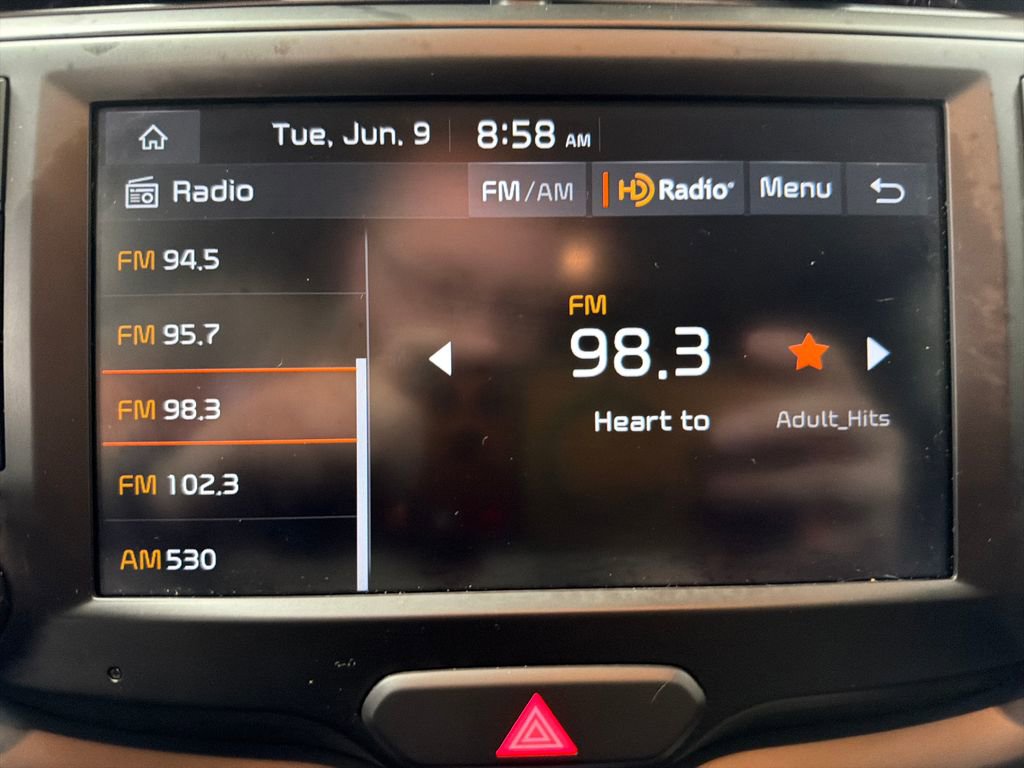 Used 2025 Kia Soul LX w/ LX Technology Package FWD image 24