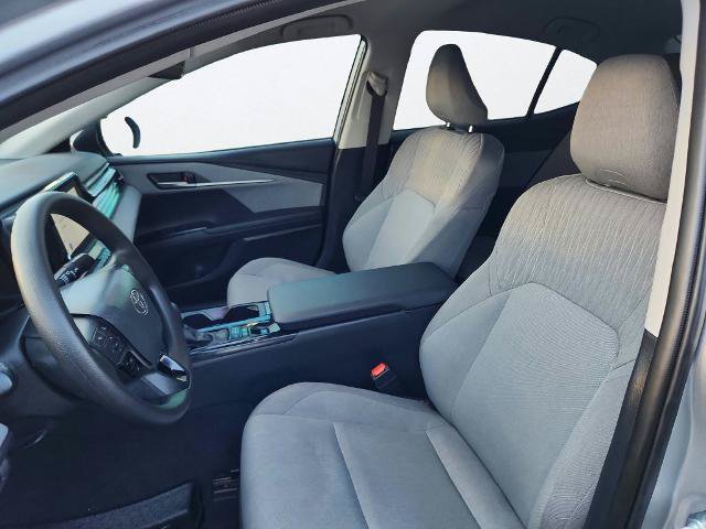 Used 2026 Toyota Camry LE w/ Convenience Package FWD image 10