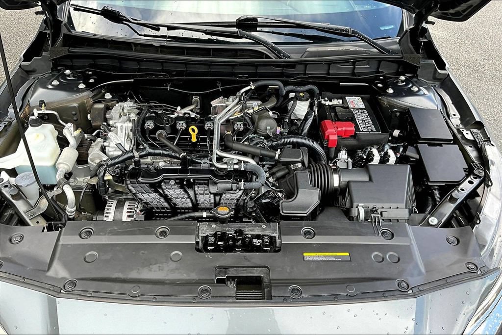 Used 2024 Nissan Altima 2.5 SV FWD image 32