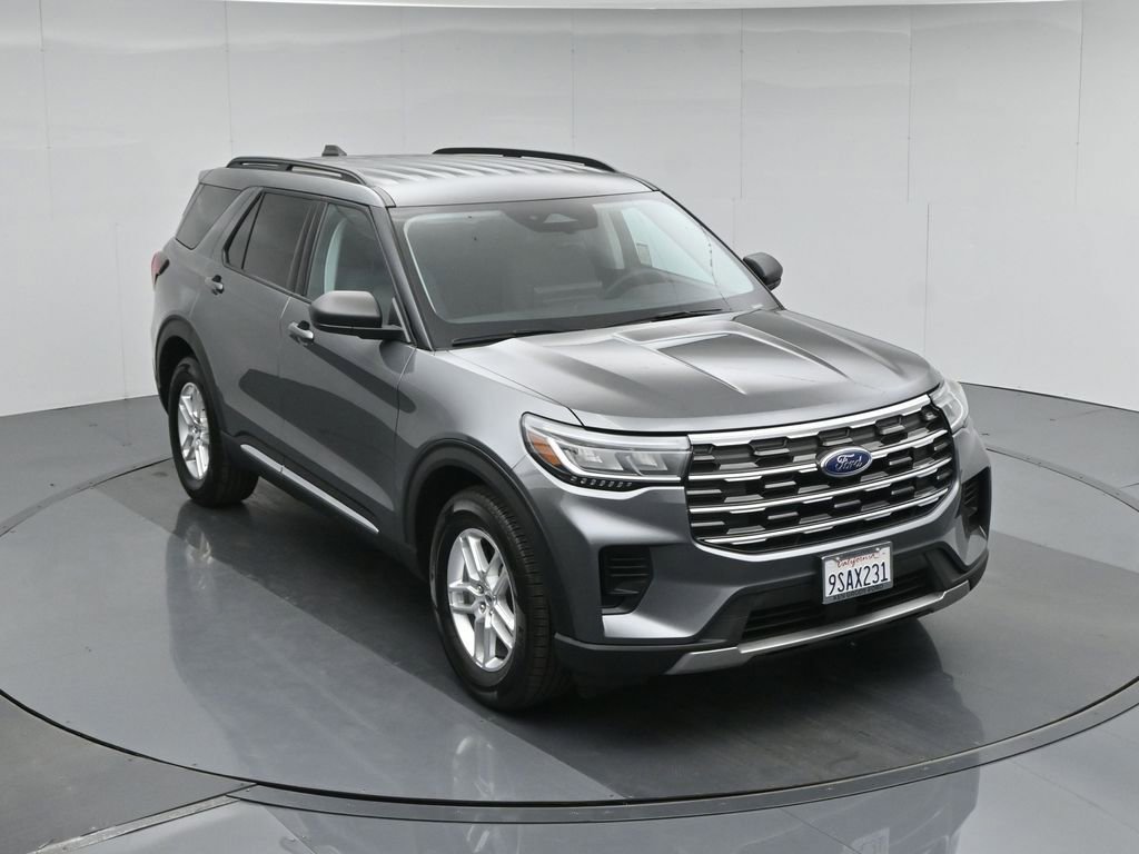 Certified 2025 Ford Explorer Active RWD image 42