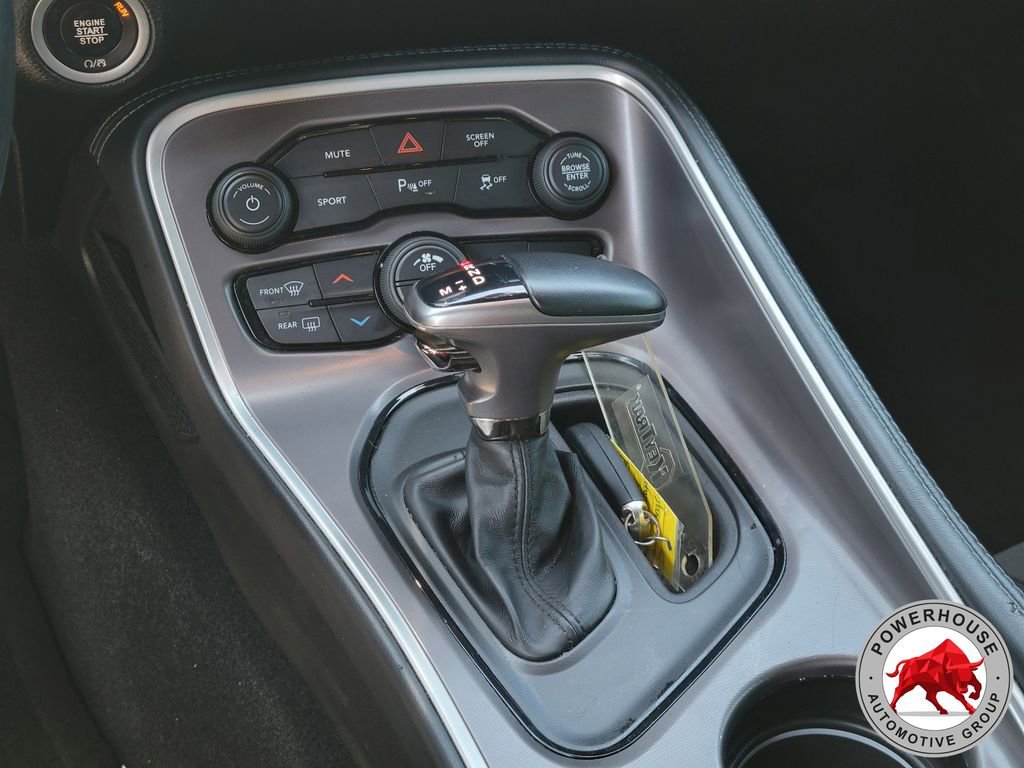 Used 2021 Dodge Challenger SXT w/ Driver Convenience Group RWD image 20