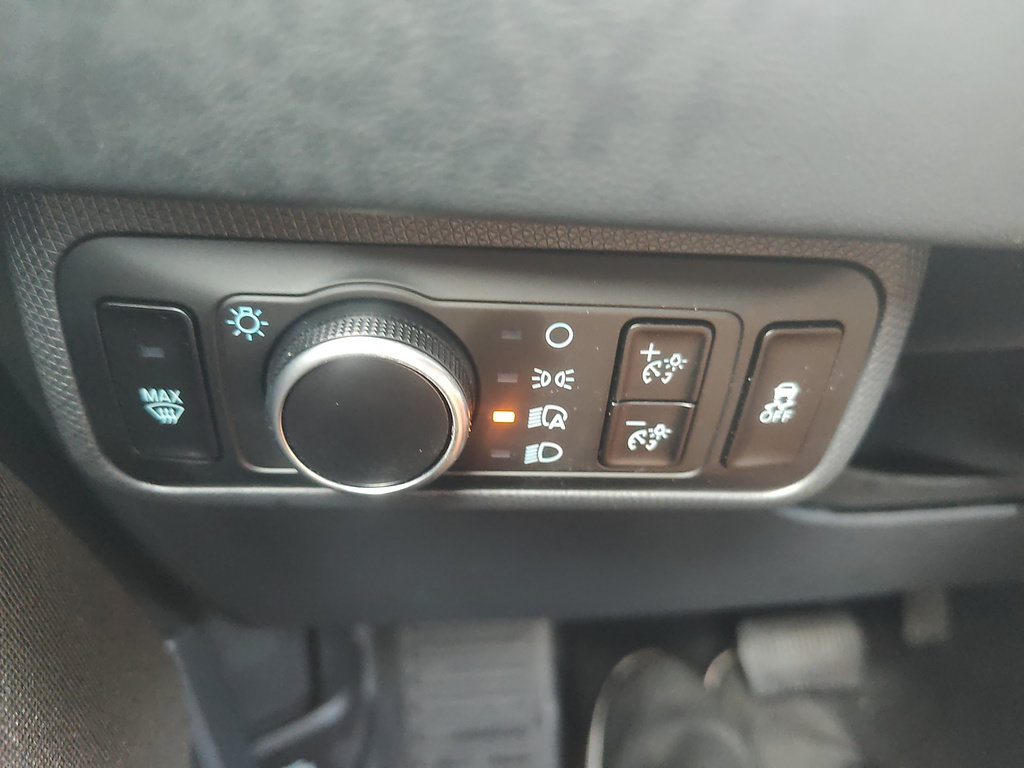 Certified 2024 Ford Mustang Mach-E Select RWD image 19