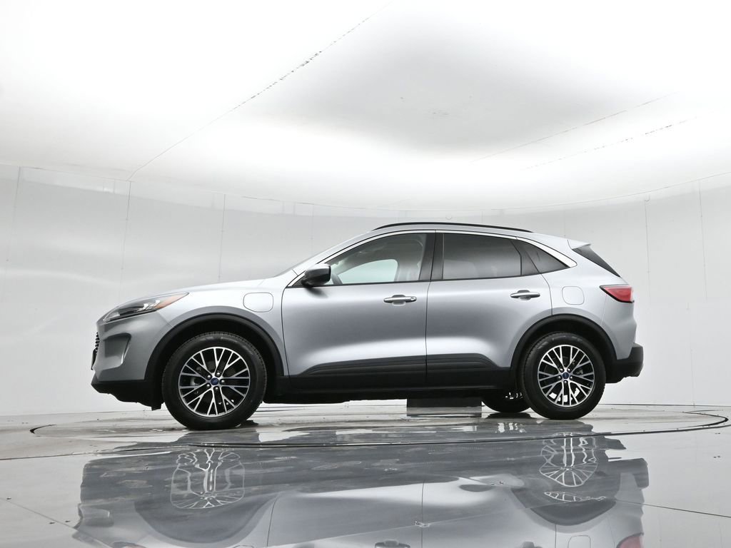 Certified 2022 Ford Escape SEL image 24