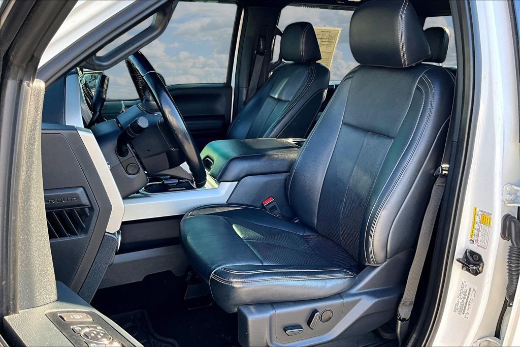 Certified 2022 Ford F250 Lariat w/ Tremor Off-Road Package AWD/4WD image 23